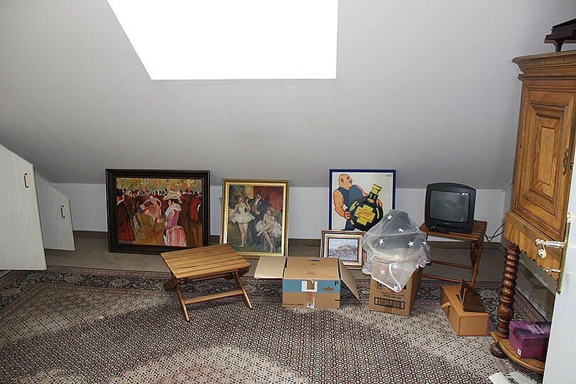 Private Gegenstände aus Böhringers Wohnung. Allmählich soll das Penthouse ausgeräumt werden.