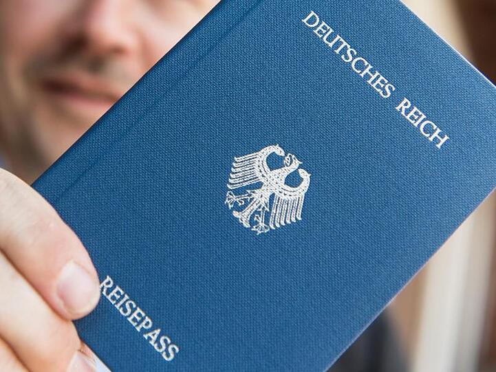 Sogenannte Reichsbürger/Selbstverwalter erkennen die Bundesrepublik Deutschland nicht als Staat an.