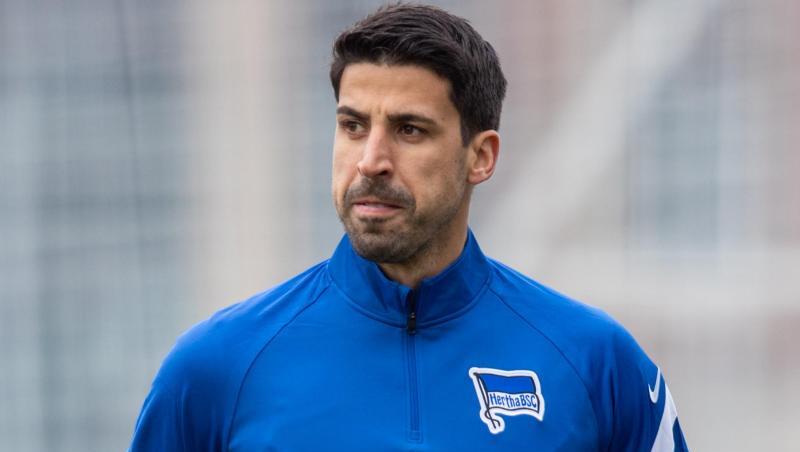 Zum Start gleich gegen die Bayern: Hertha-Neuzugang Sami Khedira. Zum Start gleich gegen die Bayern: Hertha-Neuzugang Sami Khedira.
