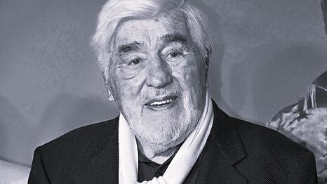 Mario Adorf ist mit 95 Jahren in Paris gestorben.