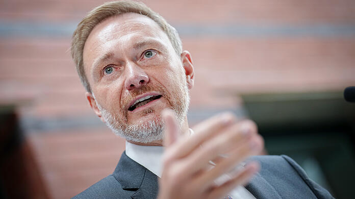 Christian Lindner, Bundesminister der Finanzen und FDP-Bundesvorsitzender während einer Pressekonferenz.