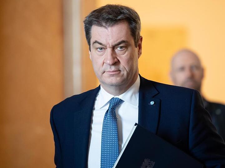 Markus Söder, Ministerpräsident von Bayern, kündigt Ausgangsbeschränkungen für den Freistaat an.