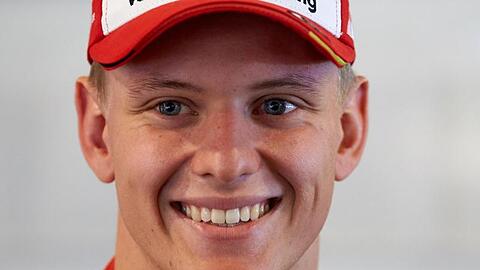 Wird für Ferrari und Alfa Romeo in der Formel 1 testen: Mick Schumacher.