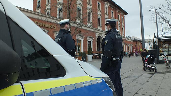 Die Bundespolizei konnte den Mann festnehmen. (Symbolbild)