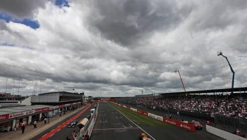 Über der Formel 1 ziehen dunkle Wolken auf: Acht Hersteller verlassen die Rennserie. Über der Formel 1 ziehen dunkle Wolken auf: Acht Hersteller verlassen die Rennserie.