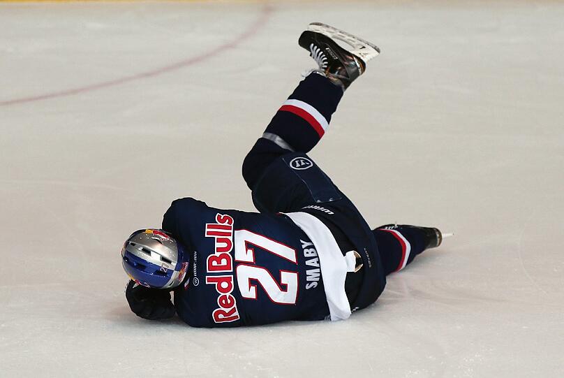 Matt Smaby, Verteidiger des EHC Red Bull München.