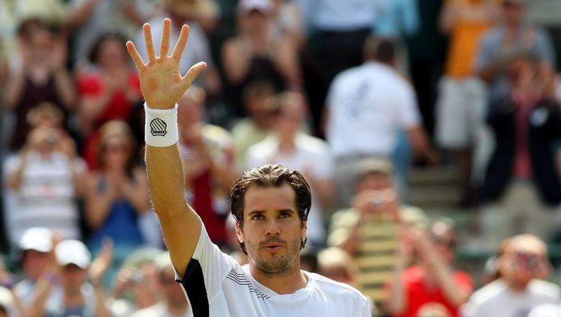 Thomas Haas jubelt nach seinem Sieg über Marin Cilic. Thomas Haas jubelt nach seinem Sieg über Marin Cilic.