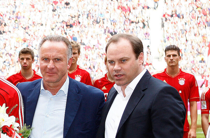 VORSTAND. Der Transfer von Robben im August 2009 von Real Madrid war nicht nur 24 Millionen Euro teuer, sondern auch ein Prestigekauf. Fast schon väterliche Bande wie zwischen Präsident Uli Hoeneß und Franck Ribéry bestehen nicht, dennoch wird Robbens Professionalität und sein Ehrgeiz, sich nach Verletzungen immer wieder heranzukämpfen, vom Vorstand sehr geschätzt.