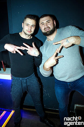 Die besten Partybilder vom Samstag. Hier aus dem Gecko Club.