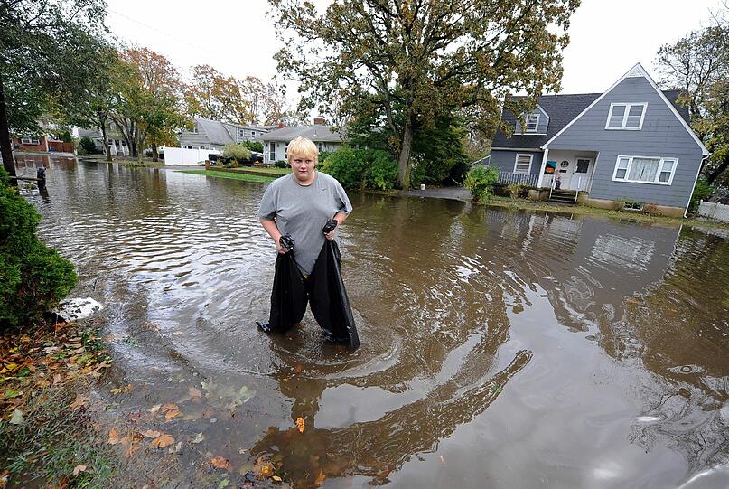 Aufräumen nach "Sandy": Die Bilder der Zerstörung aus den USA