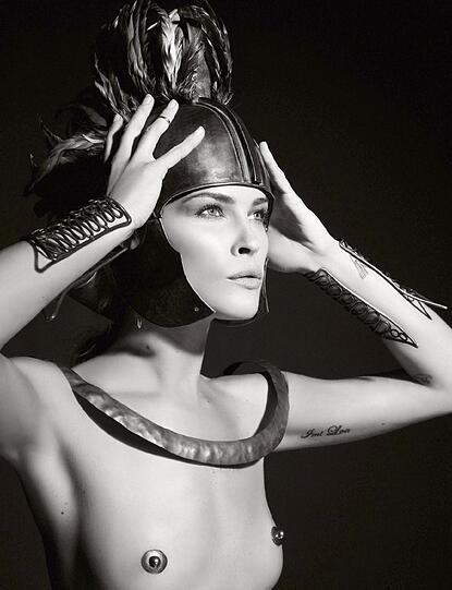 Erin Wasson 2010 für Pirelli