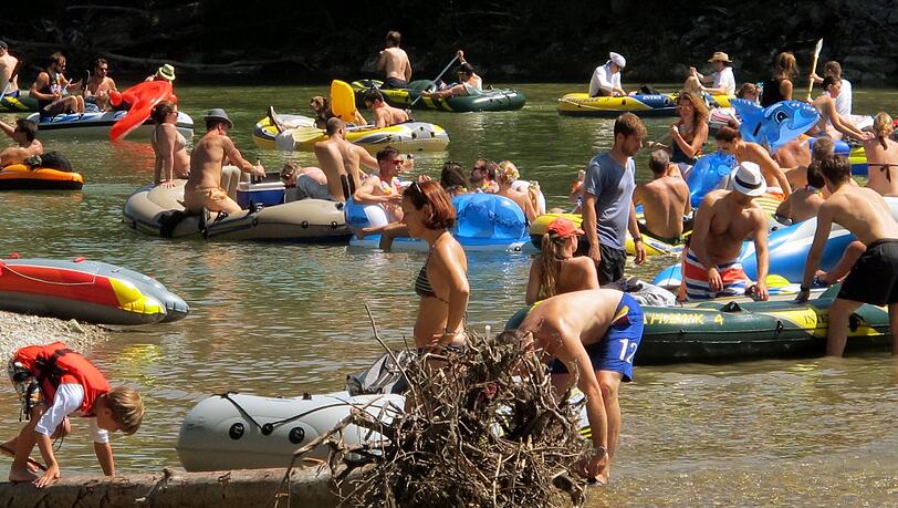 Die Promille-Grenze hat die Stimmung auf und an der Isar nicht getrübt. (Archivbild) Die Promille-Grenze hat die Stimmung auf und an der Isar nicht getrübt. (Archivbild)