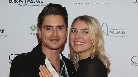 Dominik Bruntner und Jolina Fust sind seit 2019 liiert.