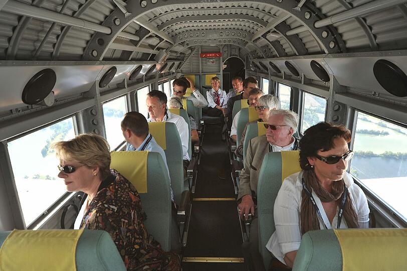 Cockpit, Panorama, lauter Motor: Die AZ hat sich auf einen Rundflug mit der alten Tante Ju begeben. Hier gibt's die spektkulären Bilder vom Flug