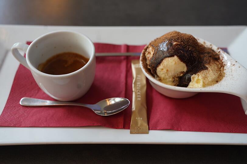 Fünfter Gang: Käse mit Feigensenf. Fünfter Gang: Käse mit Feigensenf.