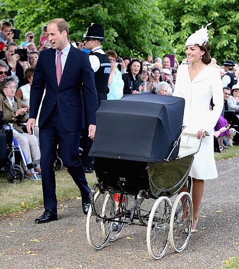 William und Kate auf dem Weg zur Taufe von Prinzessin Charlotte