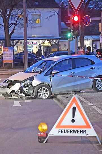 Heftiger Unfall in Berg am Laim. Die Bilder!