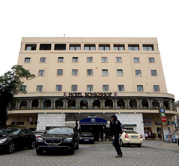 Viele ausländische Gäste: Die Münchner Hotels, hier der Königshof, steuern heuer auf ein Rekordjahr zu.