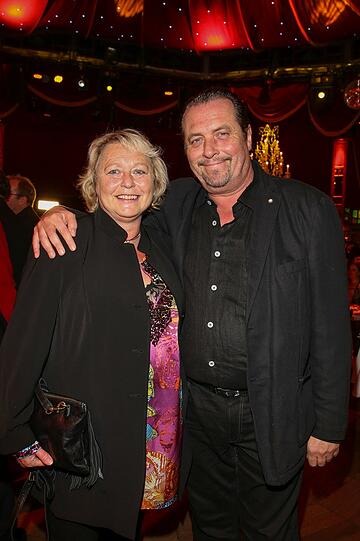 Fröhlich: Kabarettist Andreas Giebel mit Ehefrau Karin.