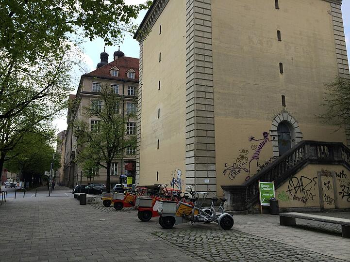 Der etwas andere Parkplatz an der Blumenstraße