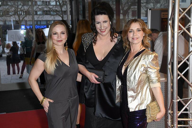 Regina Halmich, Sonja Fusati und Tina Ruland