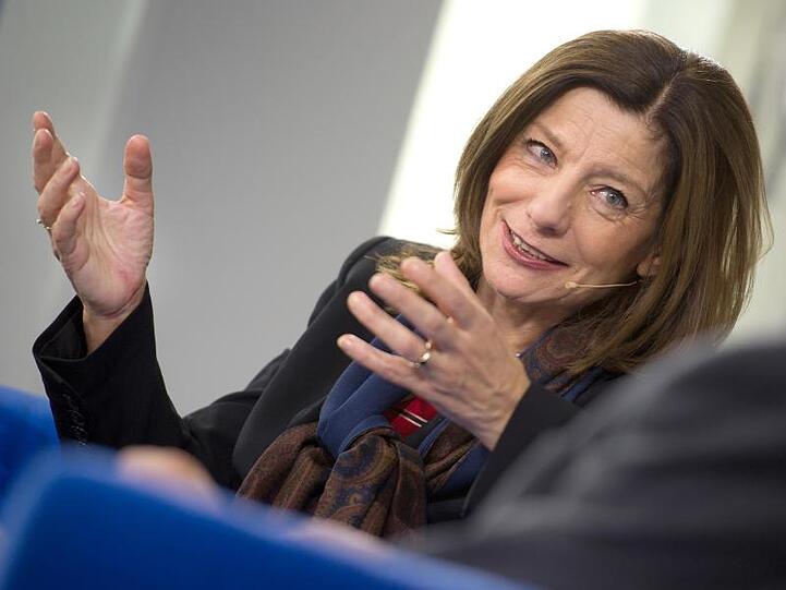 Ursula Krechel wird geehrt.