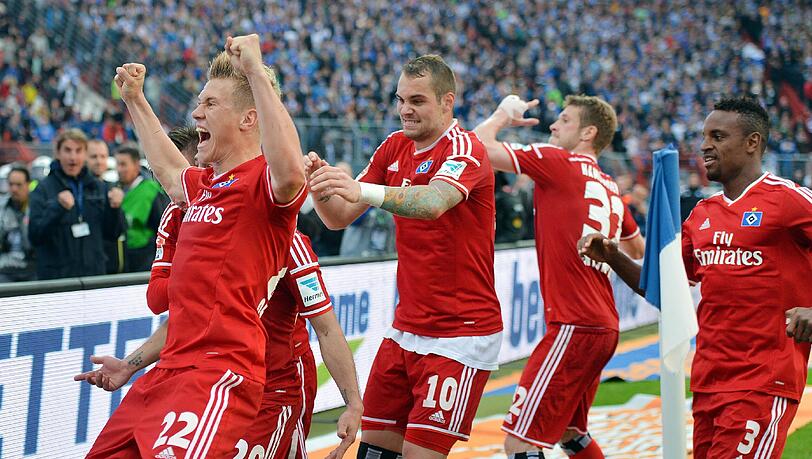 Der HSV rettet sich in letzte Sekunde. Der HSV rettet sich in letzte Sekunde.