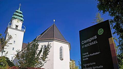 Der sp&auml;tere Papst Benedikt XVI. war Seminarist in Traunstein.