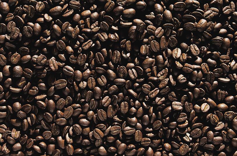 In einer Kaffeeröstmaschine in Feldmoching ist am Dienstagvormittag ein Feuer ausgebrochen. (Symbolbild)