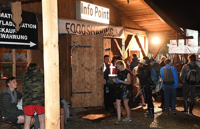 Schwere Unwetter sorgten in ganz Bayern für Chaos und Verwüstung. Die Bilder.