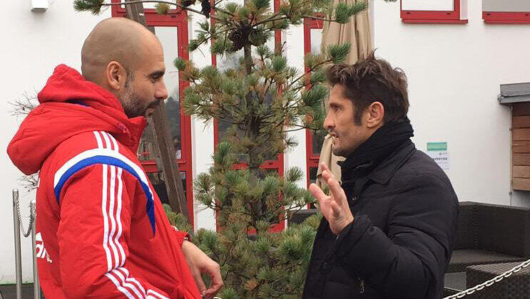 Der frührer Defensivstar des FC Bayern Bixente Lizarazu (r.) und Bayern Trainer Pep Guardiola im Gespräch. Der frührer Defensivstar des FC Bayern Bixente Lizarazu (r.) und Bayern Trainer Pep Guardiola im Gespräch.