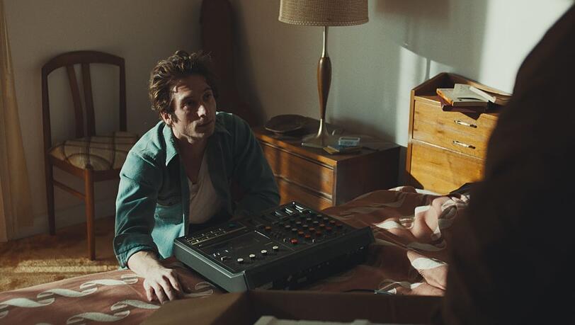 Jeremy Allen White als Bruce Springsteen. Jeremy Allen White als Bruce Springsteen.