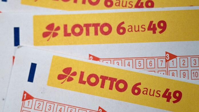 Der 60-Jährige hatte sich für ein Vollsystem "6 aus 7" entschieden, bei dem gleich mehrere Sechsertipps in Betracht kommen. (Symbolbild)