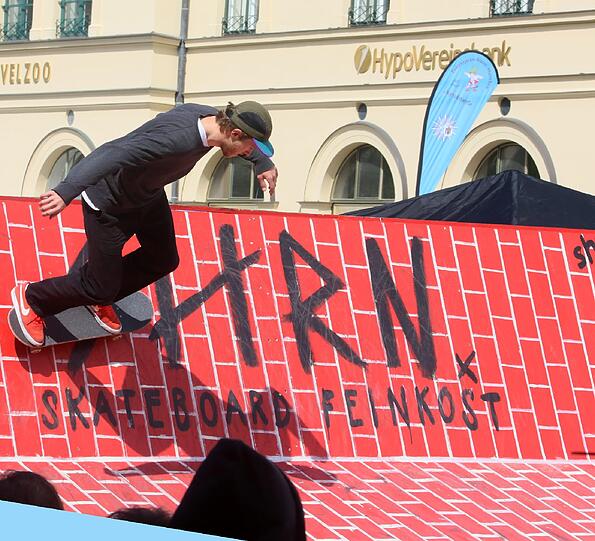 Das Streetlife-Festival ist Münchens größtes Straßenfest. Wir zeigen die besten Bilder in der Klickstrecke.