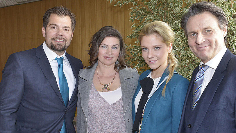 Anne Brendler (l.) mit ihren "GZSZ"-Kollegen Anne Brendler (l.) mit ihren "GZSZ"-Kollegen