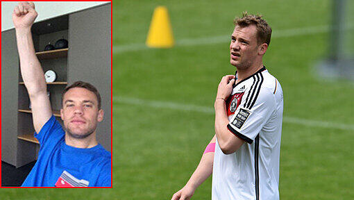 Manuel Neuer streckt seinen verletzten Arm in die Höhe - "alles im Plan" Manuel Neuer streckt seinen verletzten Arm in die Höhe - "alles im Plan"