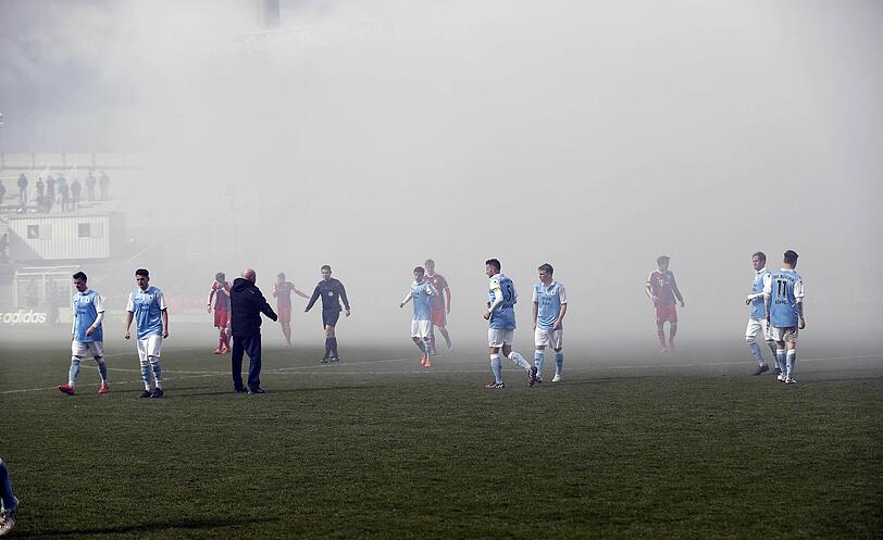FC Bayern II gegen TSV 1860 II: Die Bilder vom Amateurderby im Grünwalder Stadion.