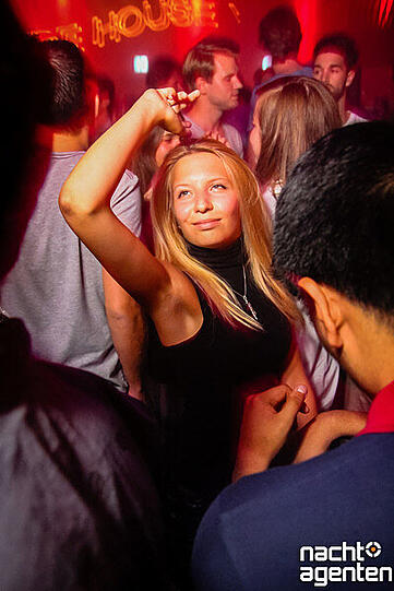 Im Jack Rabbit war am Samstag "House vs. Black" angesagt.
