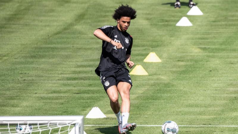 Neuzugang Leroy Sané vom Fußball-Bundesligisten FC Bayern München während einer Trainingseinheit. Foto: Matthias Balk/dpa/Archivbild Neuzugang Leroy Sané vom Fußball-Bundesligisten FC Bayern München während einer Trainingseinheit. Foto: Matthias Balk/dpa/Archivbild