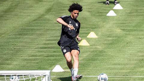 Neuzugang Leroy Sané vom Fußball-Bundesligisten FC Bayern München während einer Trainingseinheit. Foto: Matthias Balk/dpa/Archivbild