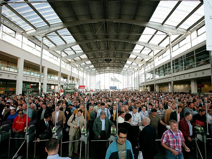 Der Andrang auf der bauma ist jedesmal gewaltig.