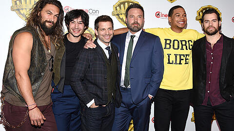 Zack Synder (Mitte) und der "Justice League"-Cast