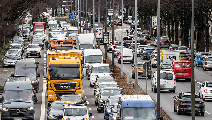 An der Landshuter Allee m&uuml;ssen sich Autofahrer auf Einschr&auml;nkungen einstellen.