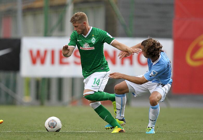 Die besten Bilder vom Spiel - auf und neben dem Platz.