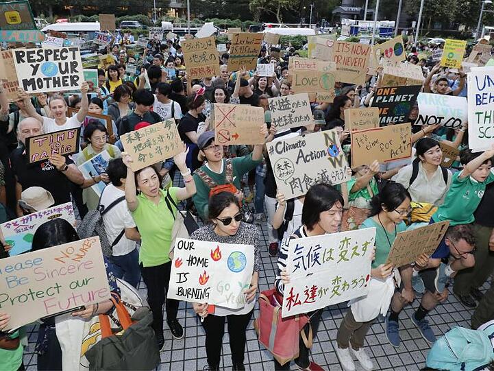 Auch in Japans Hauptstadt Tokio wuirde demonstriert.