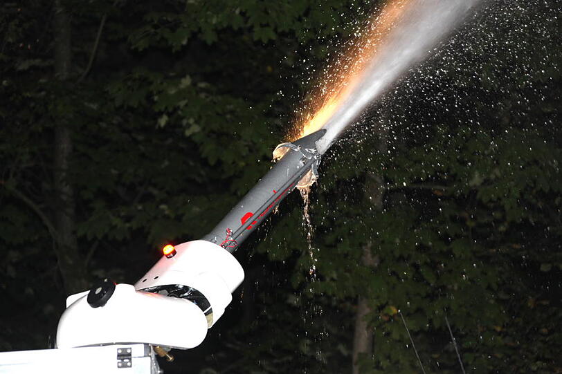 Großübung der Feuerwehr in einem Chemiewerk. Die spektakulären Bilder.