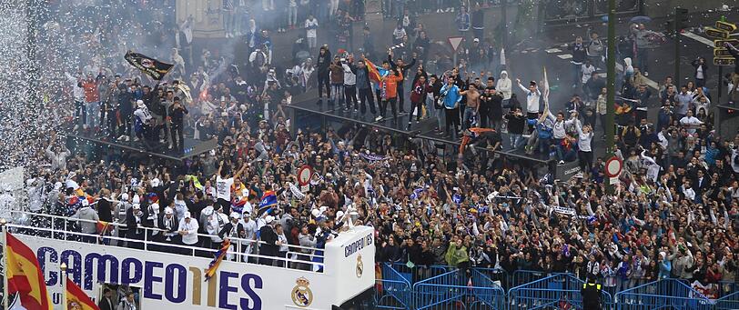 Real Madrid feiert seinen Champions-League-Titel mit den Fans in Madrid