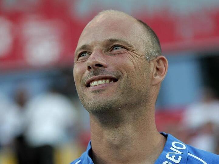 Arie van Lent lächelt. Foto: picture alliance / dpa/Archivbild