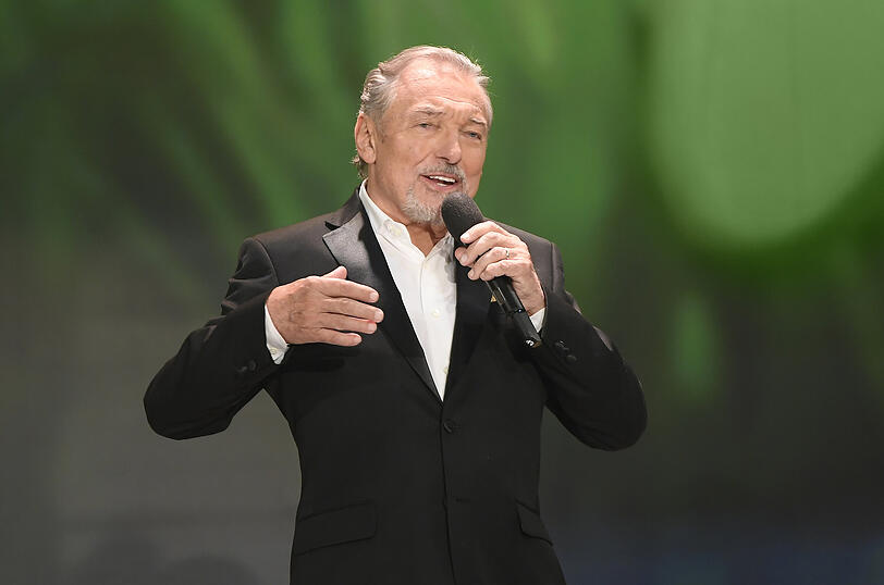 Schlagersängerin Karel Gott machte im September 2019 seine Leukämieerkrankung öffentlich. Am 1. Oktober erlag er seinem Krebsleiden.