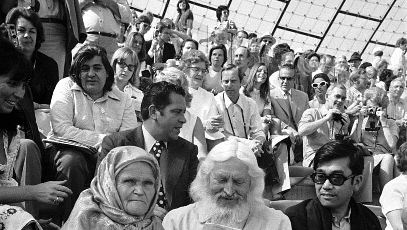Sie haben es tatsächlich geschafft: Timofej und seine Lebensgefährtin Natascha bei den Sommerspielen im Olympiastadion.